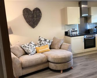 2 Bedroom duplex apartment - Bawtry