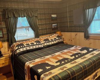 Lake Willoughby Direct Waterfront - Westmore