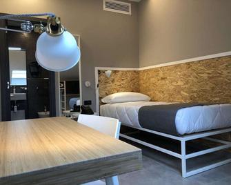 Residence Hotel Moderno - Bari - Camera da letto