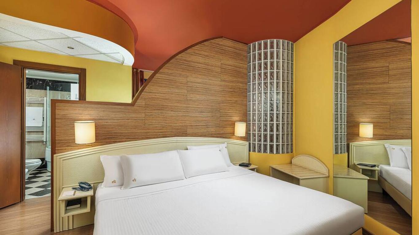 Welcome Hotel