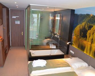 Seehotel Adler - Bodman-Ludwigshafen - Bedroom