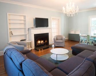 Swamp Rabbit Inn Travelers Rest - Travelers Rest - Huiskamer