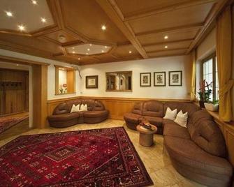 Hotel Foestlerhof - Valdaora - Lounge