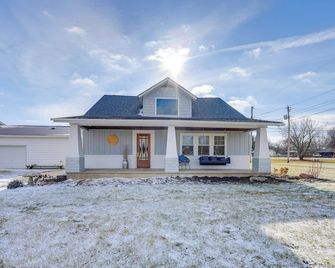 Amish Country Escape: Decatur Family Farmhouse - Decatur - Gebouw