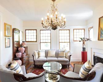 Boutique Hotel - King Room-1/2 Mi. From Santa Fe Plaza - سانتا في - غرفة معيشة