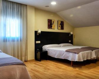 Hotel Bruma II - A Gudiña - Camera da letto