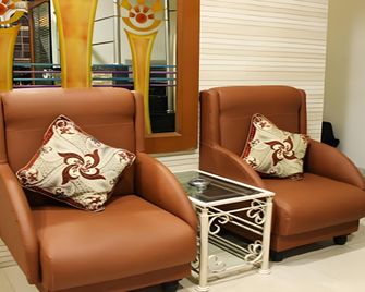 Hotel New Deepak - מומבאי - לובי