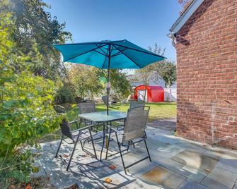 The Peaceful Post Cozy Winter Escape in Kingston - Kingston - Patio