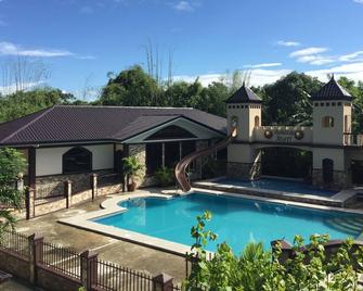 Where friends and family gather - Bauang - Piscina