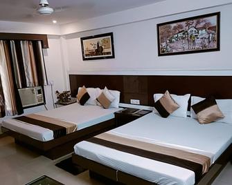 Hotel Su Shree Continental - Νέο Δελχί - Κρεβατοκάμαρα
