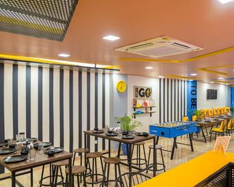 The Hosteller Dehradun - Dehradun - Restaurant