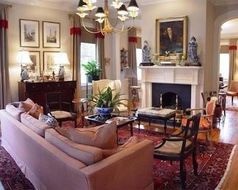 The Stephen Williams House - Savannah - Living room
