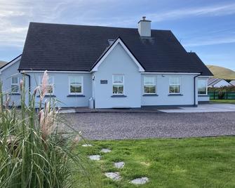 Triple room with ensuite bathroom - Portmagee - Gebäude