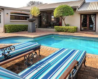 Klip en Kristal Guest House - Bela-Bela - Pool