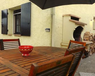 Les Pucines T2 bas de villa - Six-Fours-les-Plages - Patio