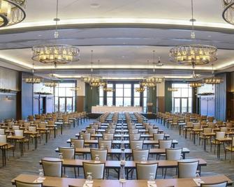 The Edgewater - Madison - Restoran