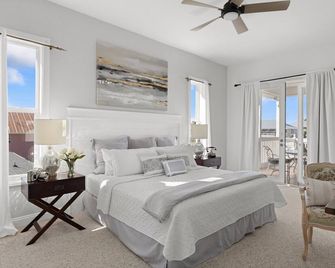 Gulf Getaway! Boat Dock, Heated Saltwater Pool - Saint James City - Habitación