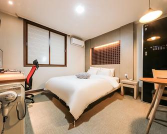 Gongju Hotel Fashion - Gongju - Habitación