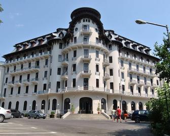 Hotel Palace - Băile Govora - Edificio