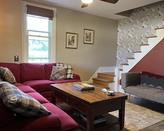 Birdhouse Inn Confluence - Confluence - Sala de estar