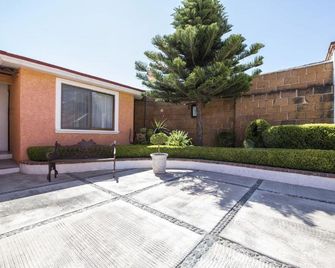 OYO Hotel La Glorieta, Huichapan - Huichapan - Лоббі