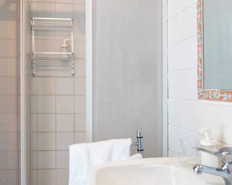 Casa Elan Salerno - Salerno - Bathroom