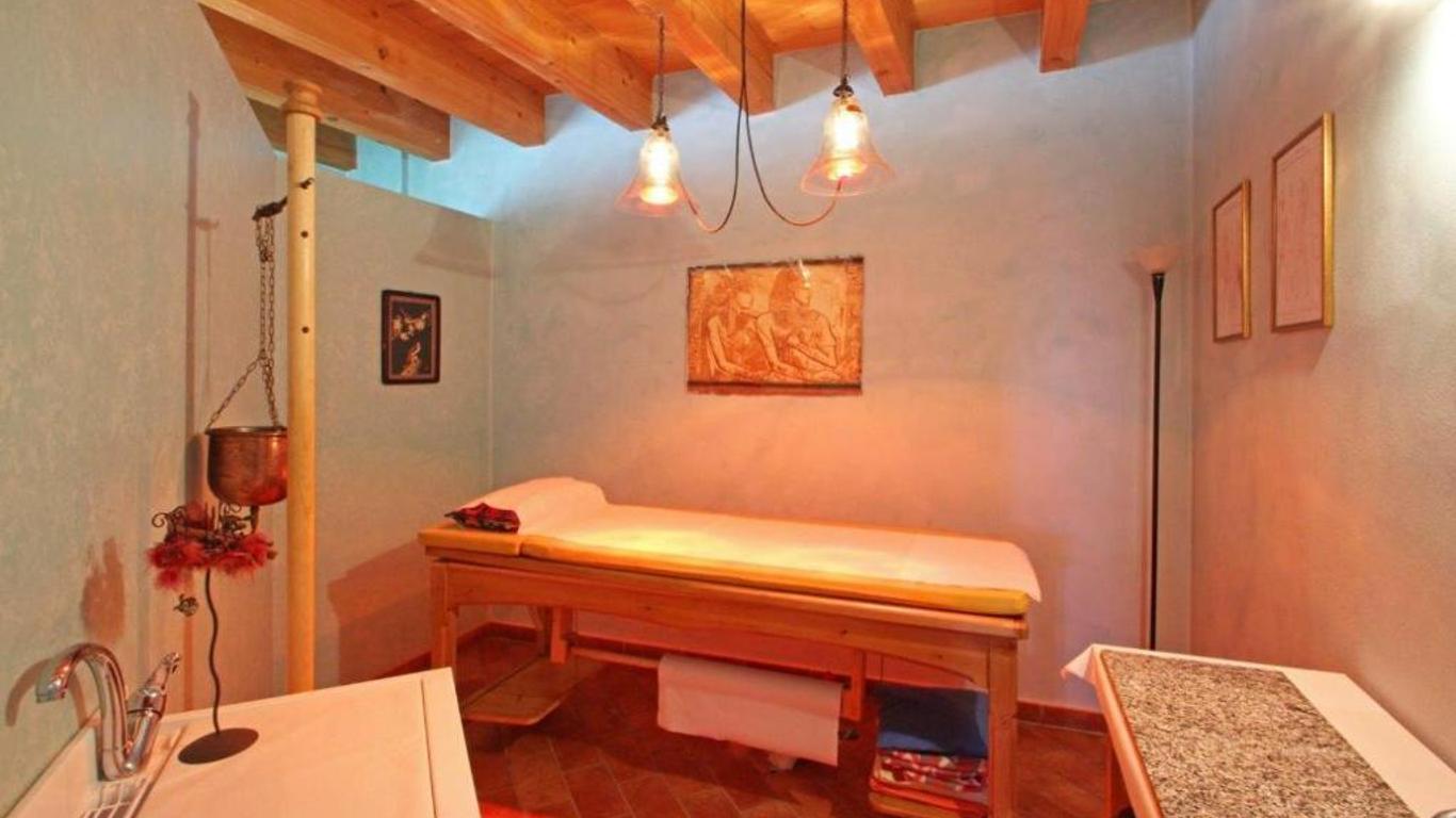 카시나 레 프레셀리에