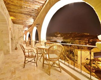 Dedeli Konak Cave Hotel - Ürgüp - Balkon