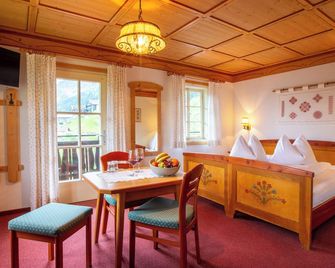 Berggasthof - Pension Lahnerhof - Liesing - Schlafzimmer