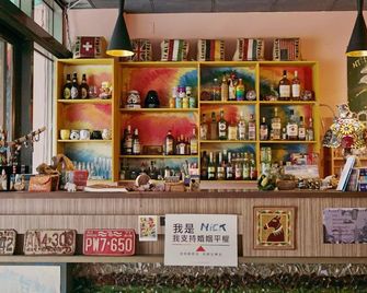 둘란 더 트래블 버그 비스트로 인 - 둥허구 - 바