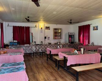 Rigveda Resort Barkot Yamunotri - Barkot - Restaurant
