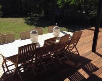Max Ave Beach House - located at St Andrews Beach - Saint Andrews Beach - Patio