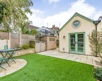 Postmaster's Lodging - Cheltenham - Patio