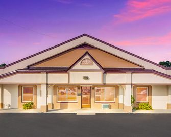 Red Roof Inn Santee - Santee - Edificio