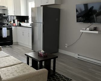 Dugg Bed And Breakfast - ויקטוריה - מטבח