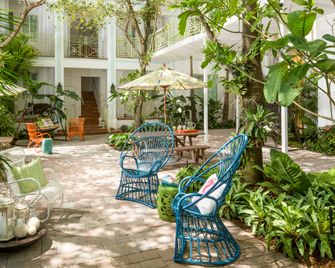 Circa 39 Miami Beach by IHG - Miami Beach - Binnenhof