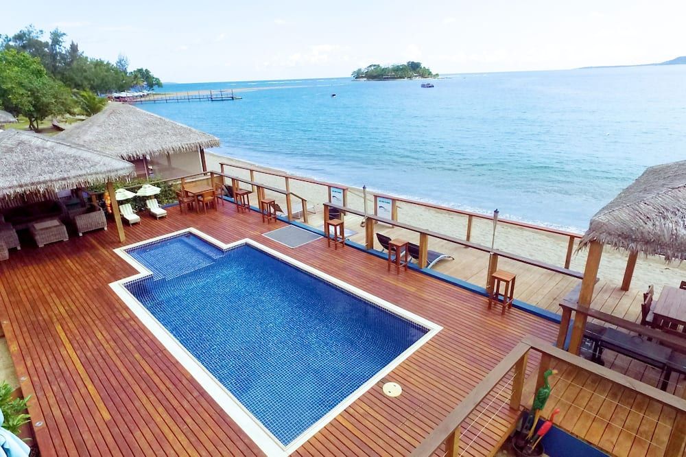 شقق فانواتو بيتش فرونت - بورت فيلا - حوض السباحة