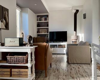 Holiday house Portbail for 1 - 2 persons with 2 bedrooms - Holiday house - Portbail - Sala de estar