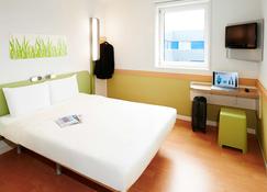 Ibis Budget Versailles Coignières - Coignières - Bedroom