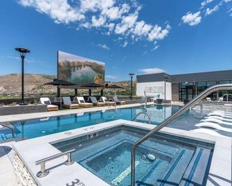 Downtown Luxury 1bd- Poo Spa Bowl Golf Gym Parkng - Salt Lake City - Piscina