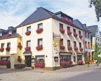 Hotel Alt Cues - Bernkastel-Kues - Gebäude