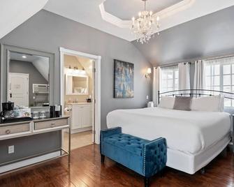 New Haven Inn - Solvang - Bedroom