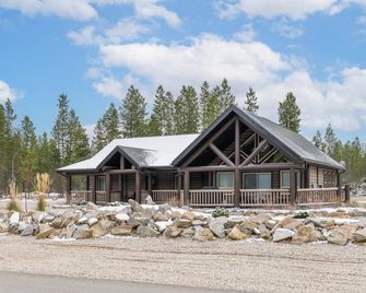 Lazy Moose - Valemount - Gebäude