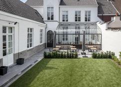 Bed & Breakfast Jezuietenplein 21 - Oudenaarde - Gebouw
