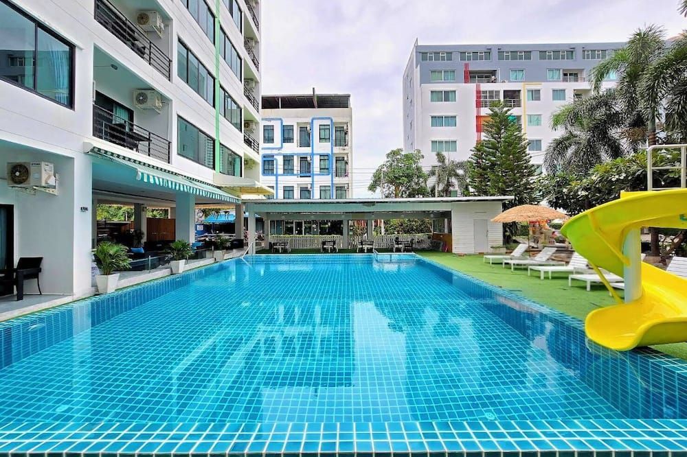 ذا ريجيزت هوتل باتايا