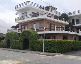 Hotel Starfish - Puerto Villamil - Gebäude