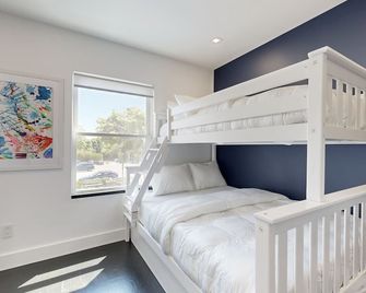 The 1-Main St - Bar Harbor - Bedroom