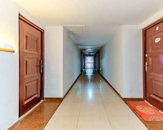 Linyun Cinema Homestay (Weilai Shi Wanda Store) - Baoding - Hallway