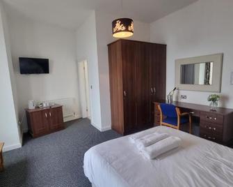 The Queen Vic Hotel - Sunderland - Bedroom