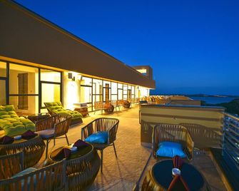 K Hotels Entebbe - Entebbe - Balkon